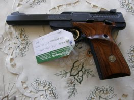 pistole FN Buck v.č.655 NX 10096 r. 22 LR pistole FN Buck v.č.655 NX 10096 r. 22 LR