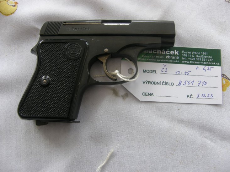 Pistole CZ 45 v.č. B 561710 r. 6.35 br.