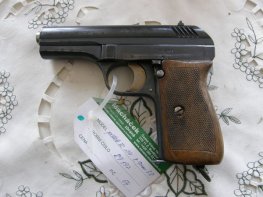 Pistole CZ 24 r. 9 mm Br. v.č. 89197 Pistole CZ 24 r. 9 mm Br. v.č. 89197