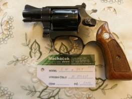 Revolver Smith Wesson Mod.34 v.č.M113261 r. 22 Lr Revolver Smith Wesson Mod.34 v.č.M113261 r. 22 Lr