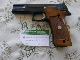 Pistole Smith Wesson Mod. 422 v.č.¨VAC 5654 r. 22 LR. Pistole Smith Wesson Mod. 422 v.č.¨VAC 5654 r. 22 LR.