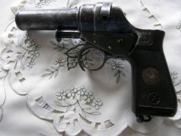 Signalní pistole Vz 30 v.č.487 r. 26,5 mm Signalní pistole Vz 30 v.č.487 r. 26,5 mm