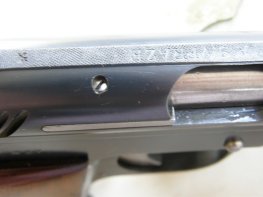 6.Pistole P 24 v.č.129609 r. 9 mm Br.