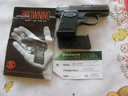 Pistole FN baby v.č.392960 r. 6,36 Br. Pistole FN baby v.č.392960 r. 6,36 Br.