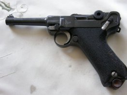 Pistole P 08 Erfurt 1918 v.č. 8666 Pistole P 08 Erfurt 1918 v.č. 8666