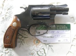 Revolver Smith Wesson Mod. 36 v.č. J764629 r. 38 Sp Revolver Smith Wesson Mod. 36 v.č. J764629 r. 38 Sp