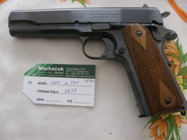 Pistole Colt 1911 v.č.4877 r. 45 ACP Pistole Colt 1911 v.č.4877 r. 45 ACP