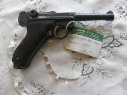 Pistole P 08 DWM 1914 v.č. 2025 r. 9 mm Luger Pistole P 08 DWM 1914 v.č. 2025 r. 9 mm Luger