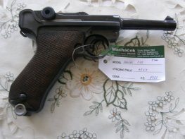 Pistole P08 S/ 42 v.č.4364 r. 9 mm Luger Pistole P08 S/ 42 v.č.4364 r. 9 mm Luger