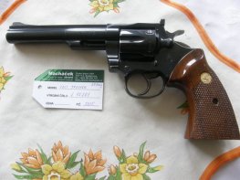 Revolver Colt Trooper v.č.15281 r. 357 Mag. Revolver Colt Trooper v.č.15281 r. 357 Mag.