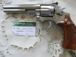 Revolver Smith Wesson Mod.686 v.č BE07477 r.357Mag.  Revolver Smith Wesson Mod.686 v.č BE07477 r.357Mag.