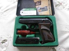 Pistole Heckler Koch Mod. 4 v.č.11834 r. 7,65 Br. Pistole Heckler Koch Mod. 4 v.č.11834 r. 7,65 Br.