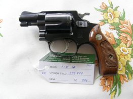 Revolver Smith Wesson Mod. 37 v.č.252578 r. 38 Sp. Revolver Smith Wesson Mod. 37 v.č.252578 r. 38 Sp.