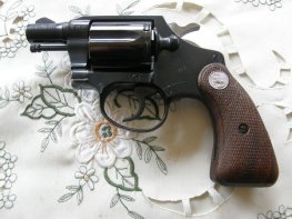 Revolver Colt Detective Special v.č.B 43811 r.38 SP Revolver Colt Detective Special v.č.B 43811 r.38 SP
