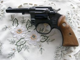 Revolver Grand v.č.56617671 r. 38 SP Revolver Grand v.č.56617671 r. 38 SP