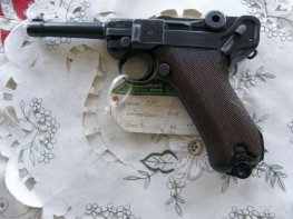 Pistole P 08 1940 v.č. 7022 r. 9 mm L Pistole P 08 1940 v.č. 7022 r. 9 mm L
