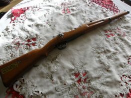 Karabina Steyr Mod. 1908 v.č.9500 r. 7x 57 Karabina Steyr Mod. 1908 v.č.9500 r. 7x 57