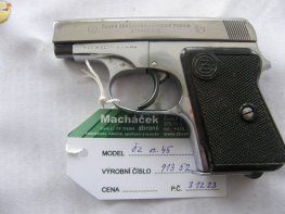 Pistole CZ 45 v.č. 91352 r. 6.35 br. Pistole CZ 45 v.č. 91352 r. 6.35 br.