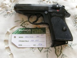 Pistole Walther PPK v.č. 130807 r. 7,65 Br. Pistole Walther PPK v.č. 130807 r. 7,65 Br.