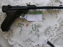 Pistole P 08 Ari v.č. 8504 r. 9 mm Luger Pistole P 08 Ari v.č. 8504 r. 9 mm Luger