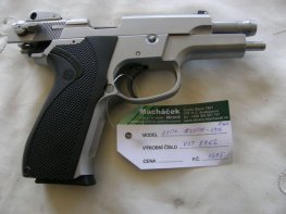 Pistole Smith Wesson Mod. 5906 v.č.VCT 8962 r. 9 mm L. Pistole Smith Wesson Mod. 5906 v.č.VCT 8962 r. 9 mm L.