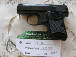 Pistole FN baby v.č.411077 r. 6.35 Br. Pistole FN baby v.č.411077 r. 6.35 Br.