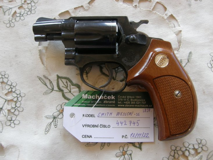 Revolver Smith Wesson Mod. 36 v.č.442745