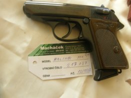 Pistole Walther PPK v.č.217037 r.7,65 Br Pistole Walther PPK v.č.217037 r.7,65 Br