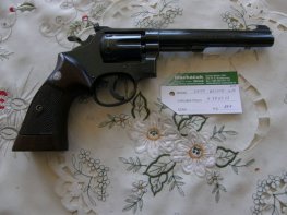 Revolver Smith Wesson Mod. 17-2 v.č. K 376961 r. 22 LR. Revolver Smith Wesson Mod. 17-2 v.č. K 376961 r. 22 LR.