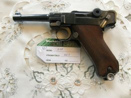 Pistole P 08 v.č.4457 r. 9 mm Luger Pistole P 08 v.č.4457 r. 9 mm Luger